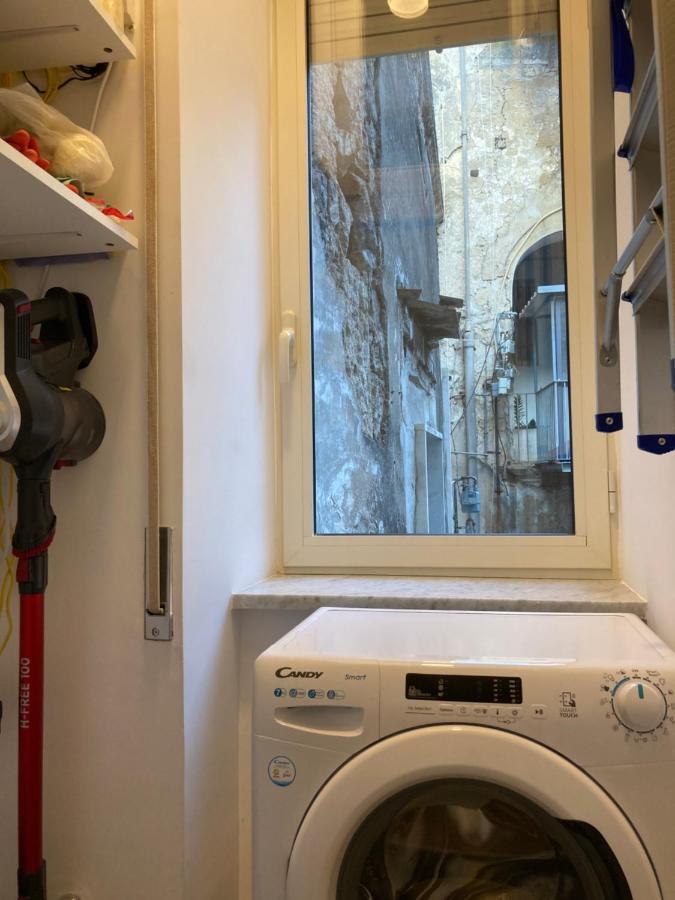 La Casa Blu Nel Cuore Storico Di Napoli Екстериор снимка