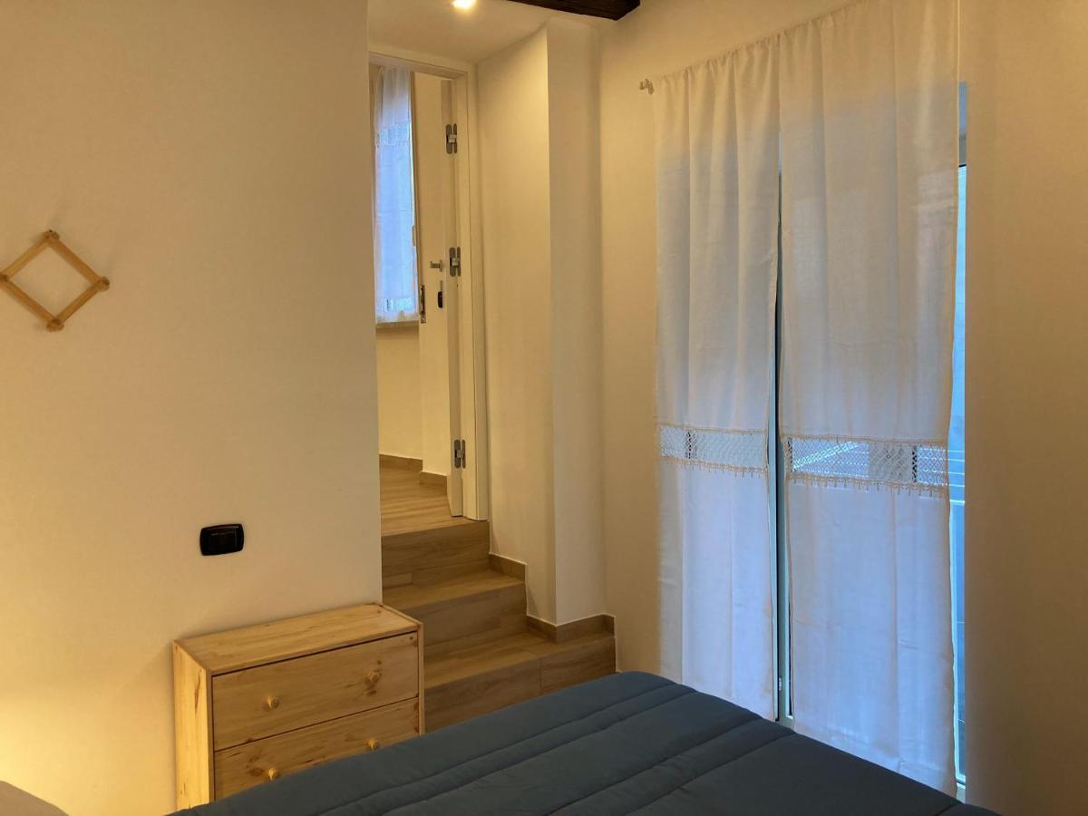 La Casa Blu Nel Cuore Storico Di Napoli Екстериор снимка