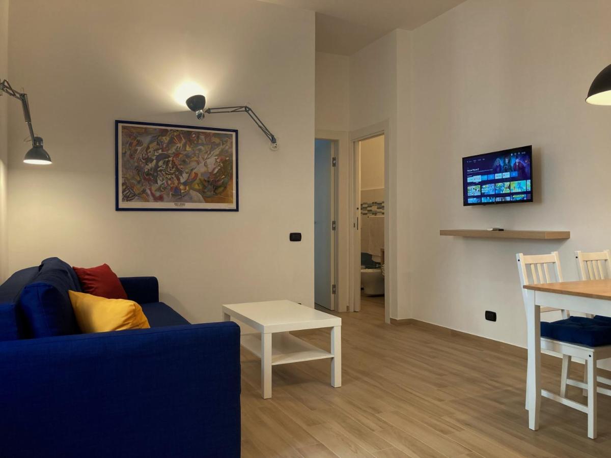 La Casa Blu Nel Cuore Storico Di Napoli Екстериор снимка